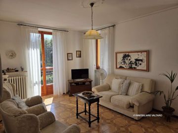 Casa Miramonti in vendita Valtaro