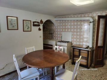 Rustici del Curato in vendita Valtaro