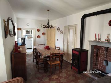 Casale Artemisia in vendita Valtaro