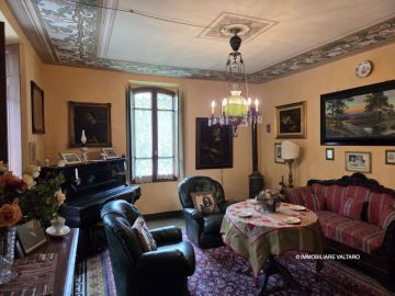 Casa del Tè in vendita Valtaro