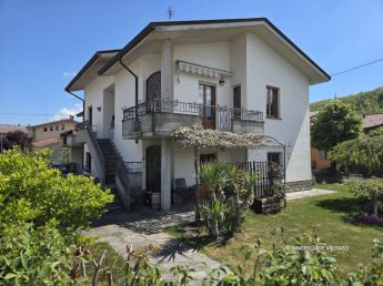 Villa delle Margherite in vendita Borgotaro