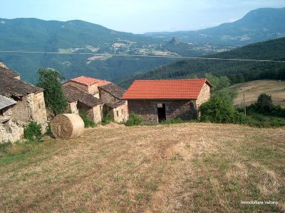 Rustico dell'Agrifoglio in vendita Valceno